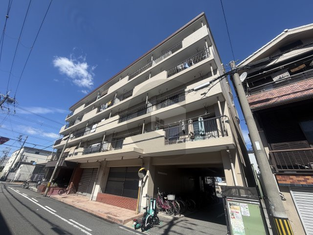 高井田ランプハウスの外観