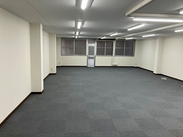三洋谷町ビル4階