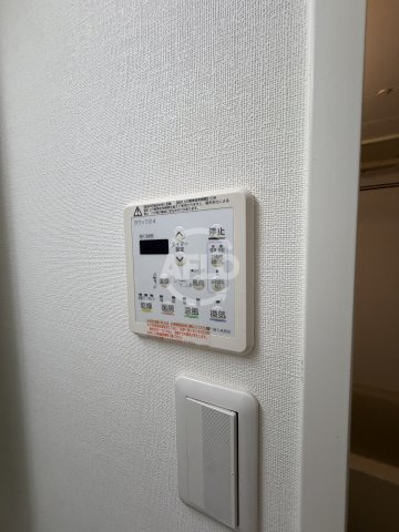 ライブガーデン江坂Ⅳの洗面所|浴室乾燥機