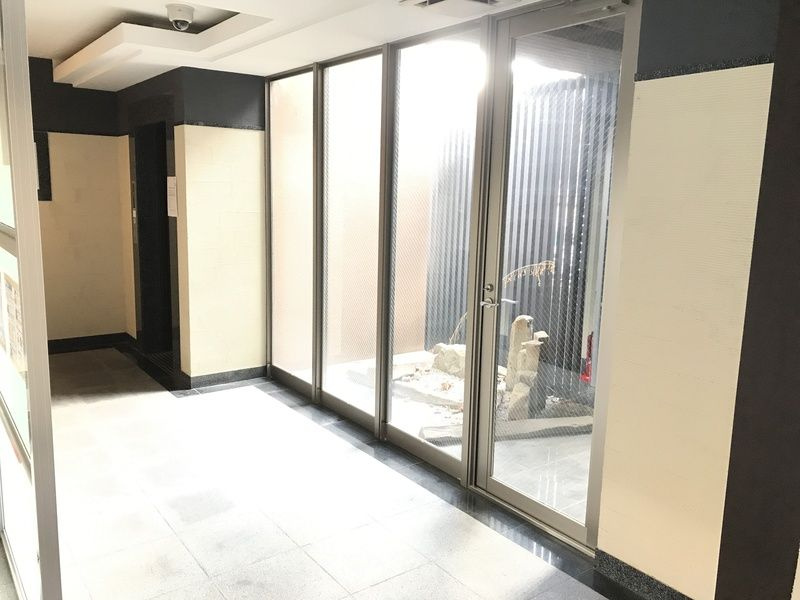 高栄京町マンションのロビー