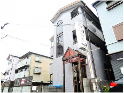 サンヒルズマンションのエントランス