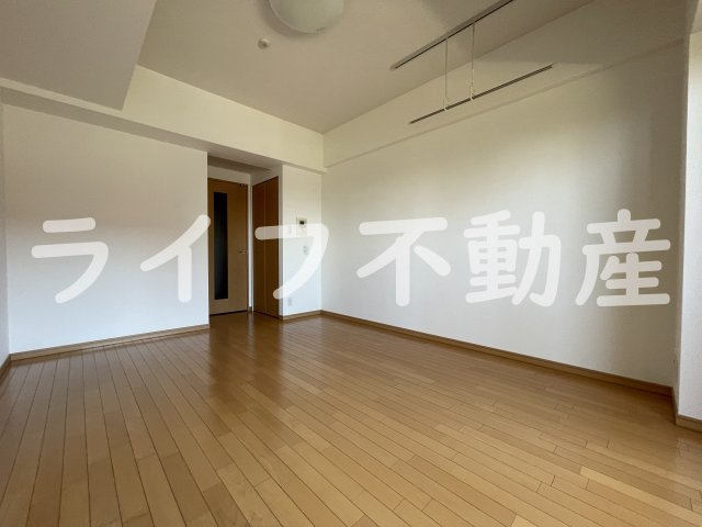 アーク吉田駅前の居間・リビング|使いやすいリビングです
