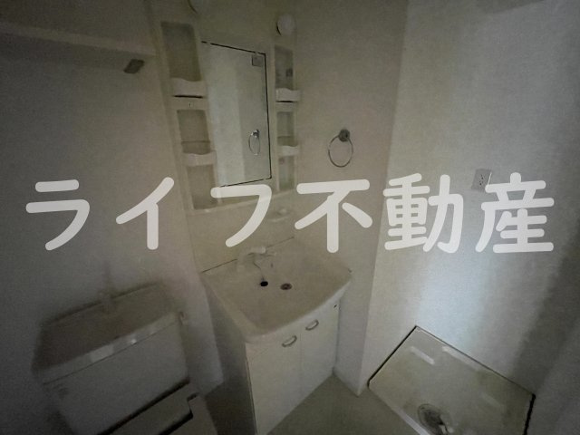 アーク吉田駅前の独立洗面台|独立洗面台あり、毎朝おしゃれに忙しい女性の方におすすめです