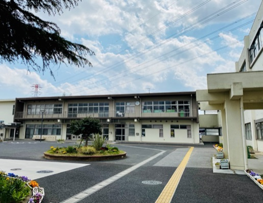 佐倉市中志津４丁目２３期の周辺|下志津小学校