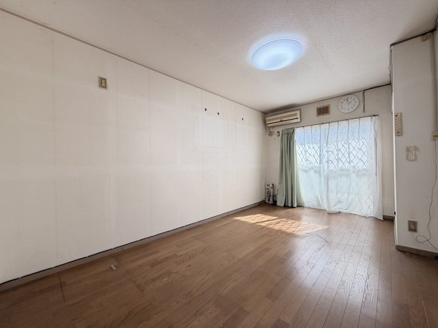 【居間・リビング】 | 深谷市上柴町西　中古テラスハウス