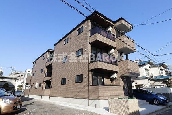BRAND NEW DAY 箱崎の外観