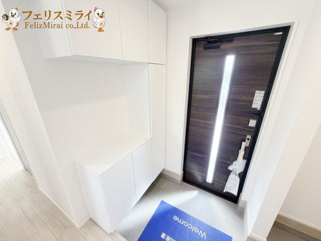 全１１１棟　北須磨タウン　H-２号棟の玄関|◎本日ご見学可能です♪
◎当社限定！ご成約特典キャンペーン実施中♪
◎住宅ローンに自信有♪
◎地元スタッフが対応致します♪