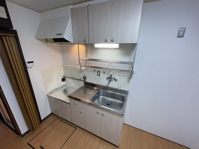 西宮市小松南町1丁目貸家のキッチン