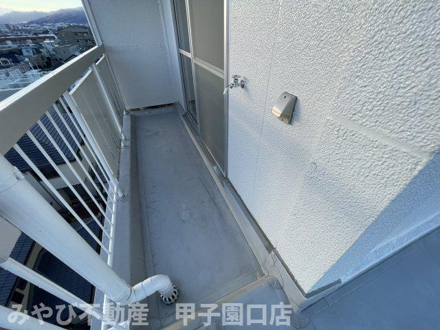 甲子園第7コーポラスのバルコニー