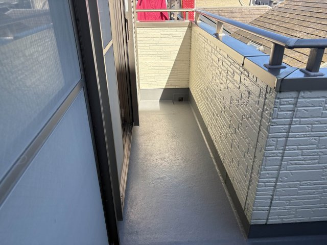 【バルコニー】