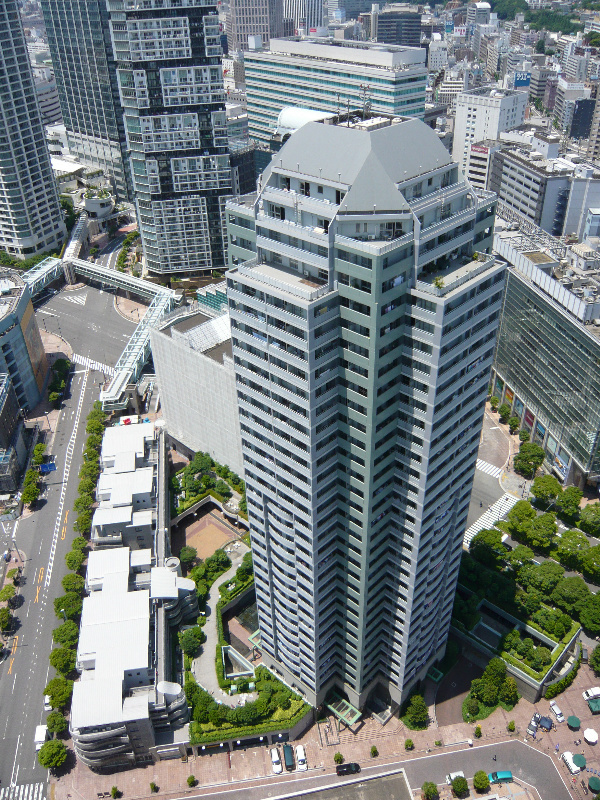 タワー型分譲マンション