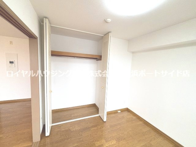 たっぷり収納できるクローゼットでお部屋もすっきり。
