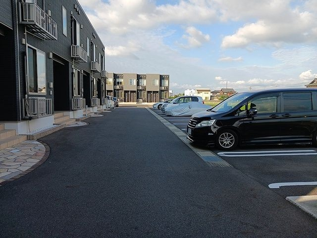 レガリアⅠの駐車場