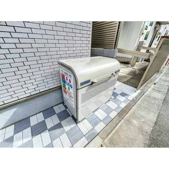 【その他共用部分】 | ガーデンステート若宮 | 敷地内ゴミ置き場完備。