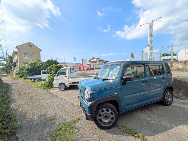南梅本町戸建て（再建築不可）の駐車場|カースペースがあります