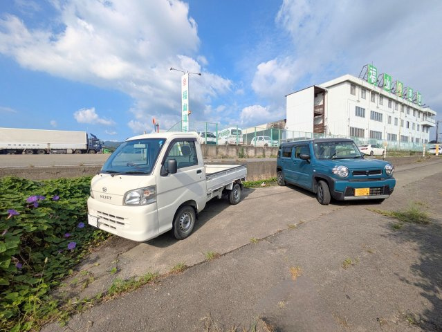 南梅本町戸建て（再建築不可）の駐車場|駐車スペースもあります