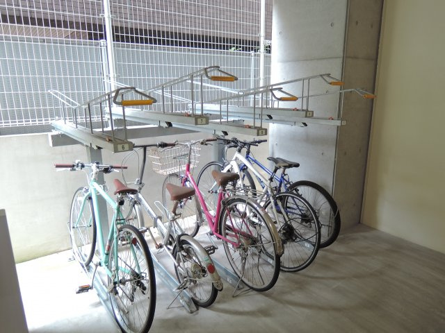 高槻スクエアの駐車場