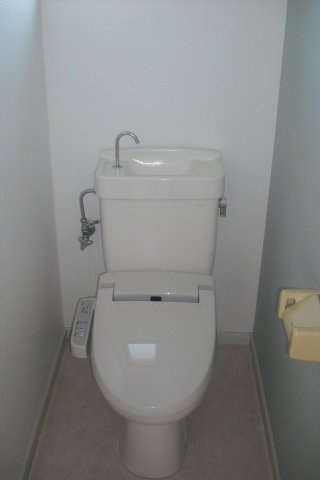 グリーンビレッジ江口のトイレ|清潔感のあるトイレです