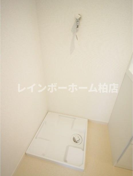 特典：仲介手数料が50％OFFです‼の設備|室内洗濯機置き場です