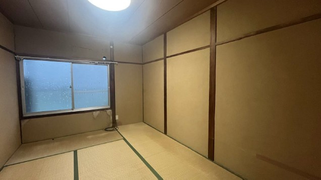 東大阪市河内町　貸家の寝室|ゆとりの広さです