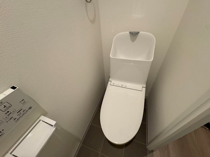 THE GARNET SUITE RESIDENCE 山科WEST のトイレ