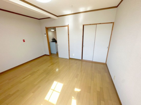 小平市小川町２丁目のアパートの寝室