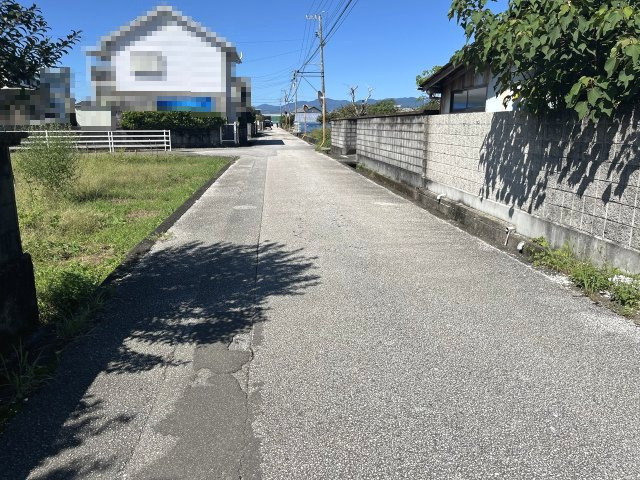 【前面道路含む現地写真】 | 売地　香南市野市町下井C号地　＠11万 | 西側
