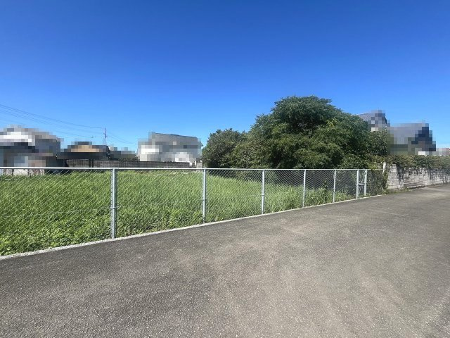 【前面道路含む現地写真】 | 売地　香南市野市町下井A号地　＠9万 | 東より撮影