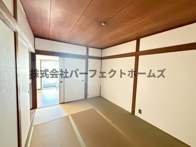 河北中町戸建　賃貸の和室|畳の上でゆっくりとくつろげる和室です