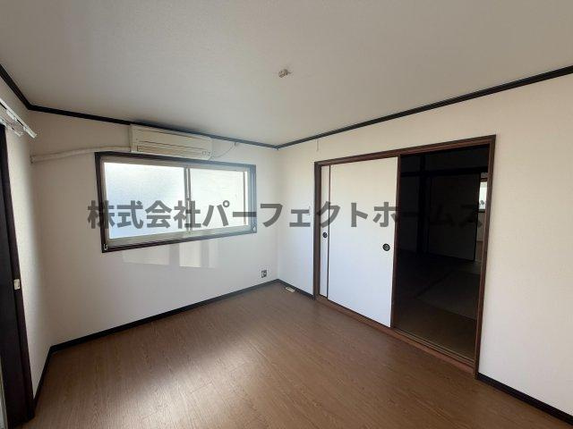 河北中町戸建　賃貸の洋室|ゆったりした洋室です