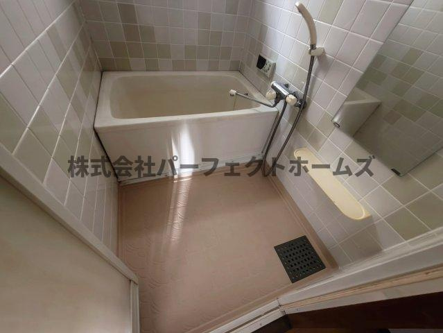河北中町戸建　賃貸の浴室|コンパクトで使いやすいお風呂です