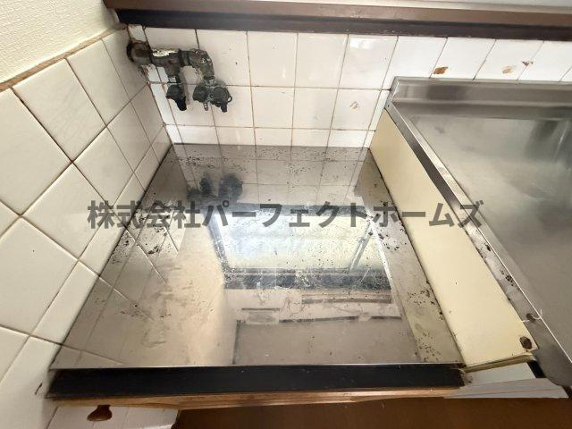河北中町戸建　賃貸のキッチン|お料理しやすいキッチンです