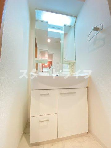 大阪市淀川区西中島２丁目の賃貸マンションの洗面所