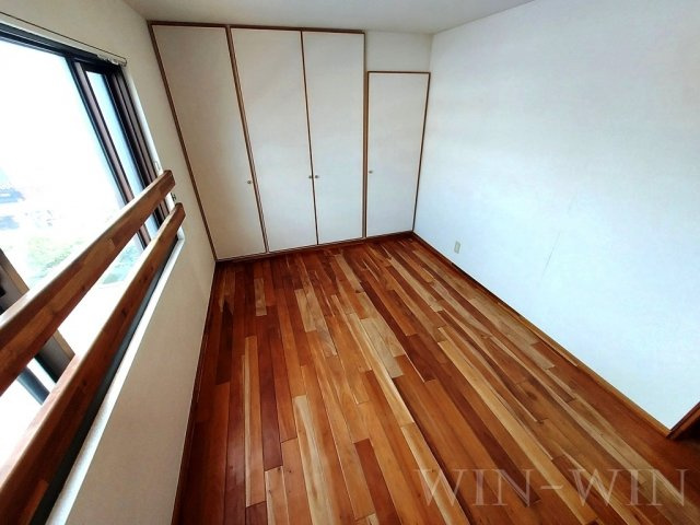 ユトリロ新川の寝室