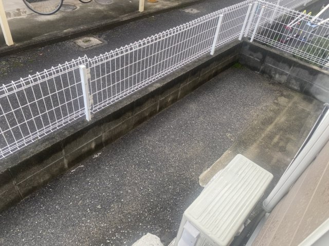 サンシャイン雄町　A棟のバルコニー