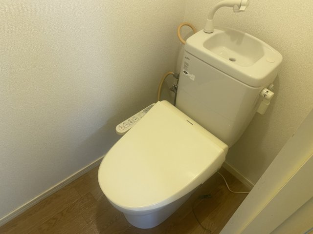 サンシャイン雄町　A棟のトイレ