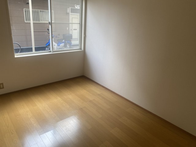 サンシャイン雄町　A棟の寝室