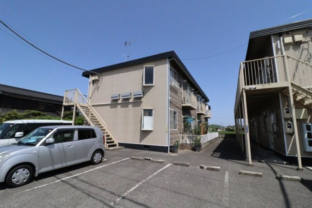 サンシャイン雄町　A棟の外観