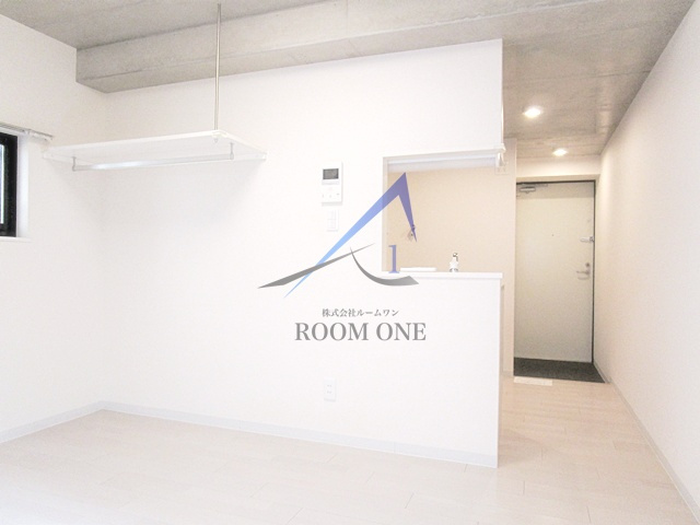 プラティーク鶴見の居間・リビング|洋室のお部屋です。