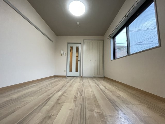 煉瓦館輝の内装