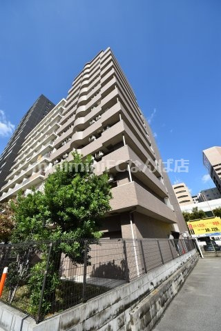 エスティライフ難波西の外観