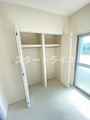 大阪市淀川区宮原５丁目の賃貸マンションの収納