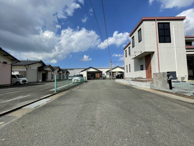 荒木町荒木戸建の前面道路含む現地写真