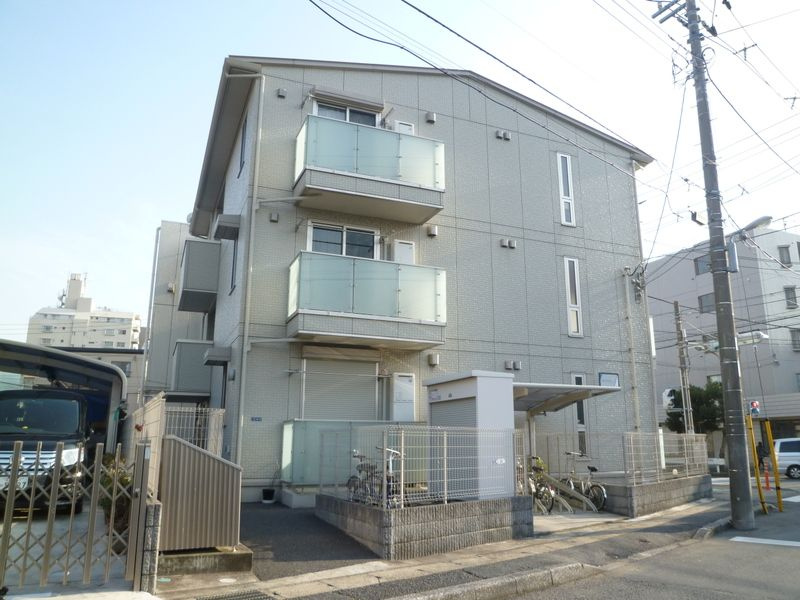 アベリアエステートの外観