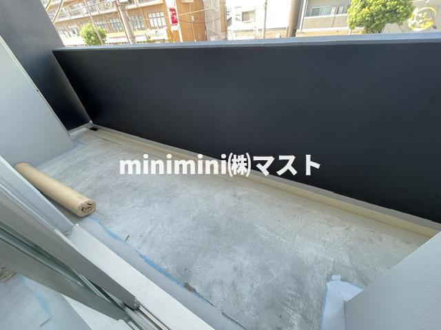 メルディア大阪EASTワールドアイのバルコニー