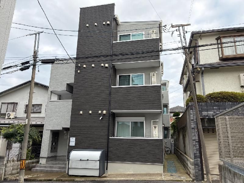 ROBOT　HOUSE浦和(の外観
