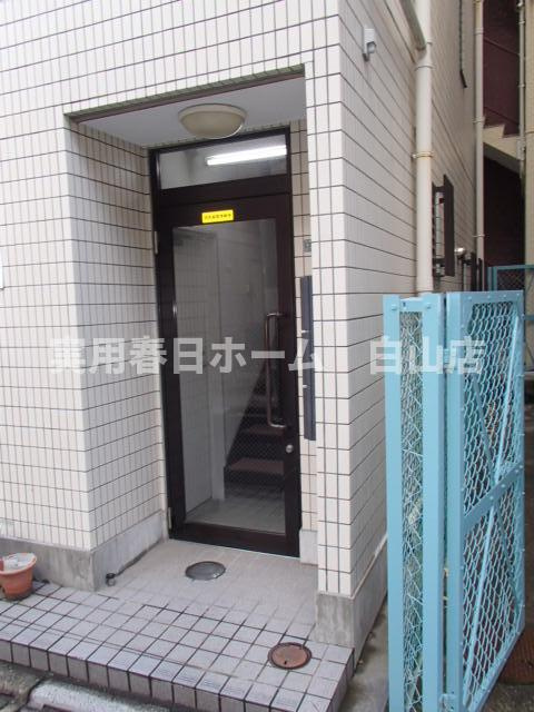 【エントランス】