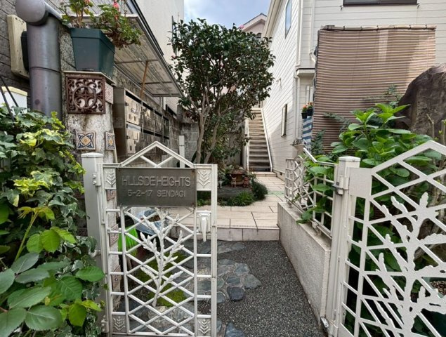 【エントランス】