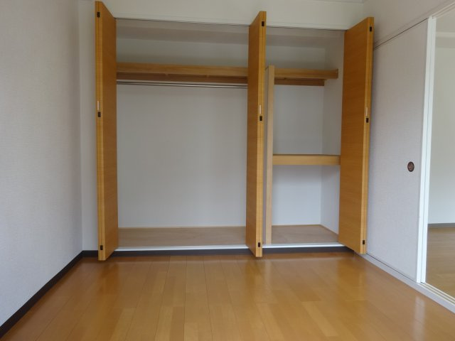 いなぱれす宝塚の収納