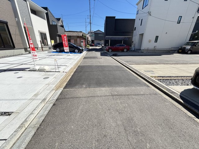 名古屋市南区南野2丁目71番『仲介手数料無料』新築一戸建て・建売の前面道路含む現地写真